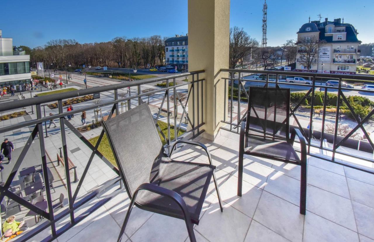Apartamenty Promenada Z Tarasem I Parkingiem - Apartamenty Na Wyspie Свиноуйсьце Экстерьер фото