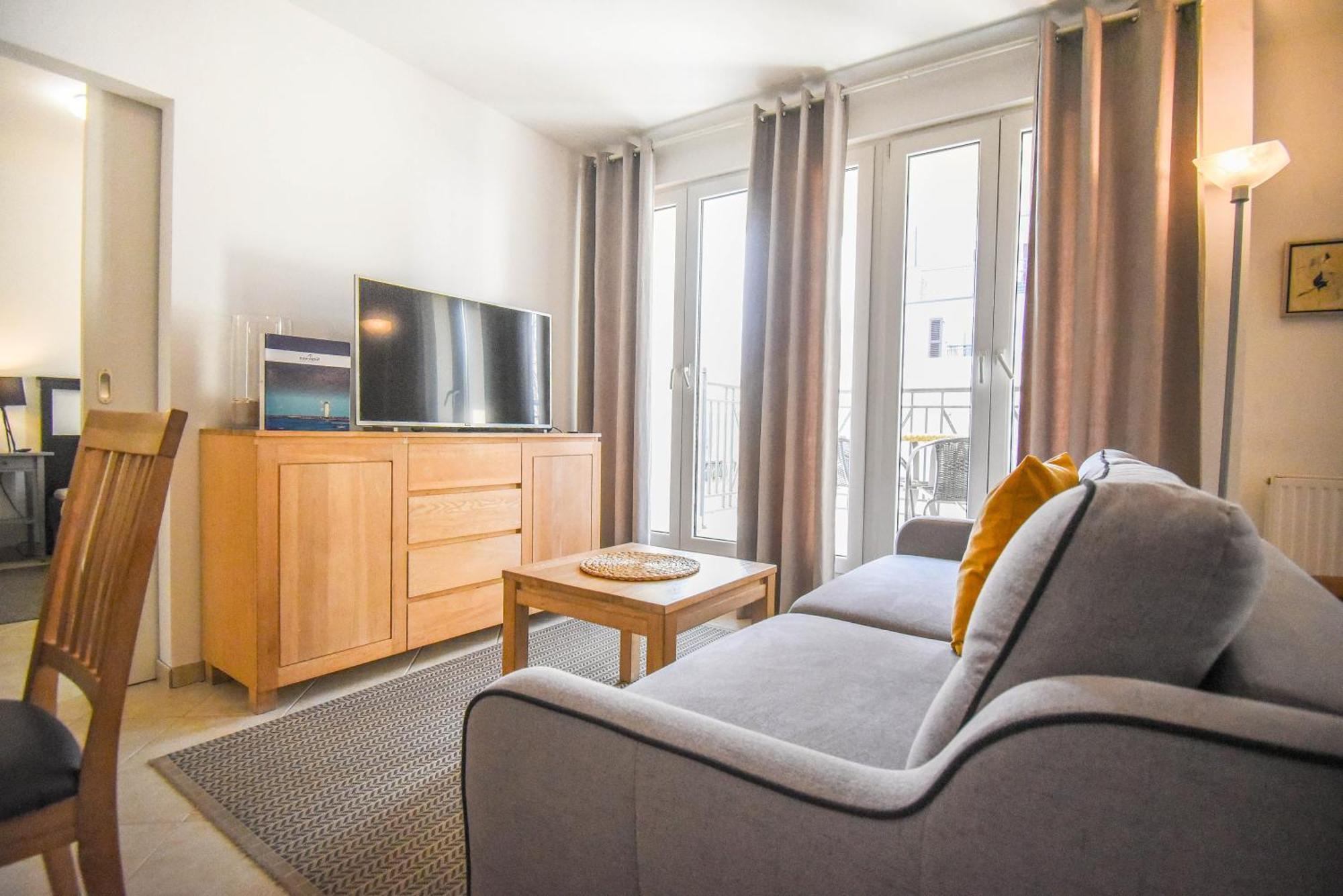 Apartamenty Promenada Z Tarasem I Parkingiem - Apartamenty Na Wyspie Свиноуйсьце Экстерьер фото