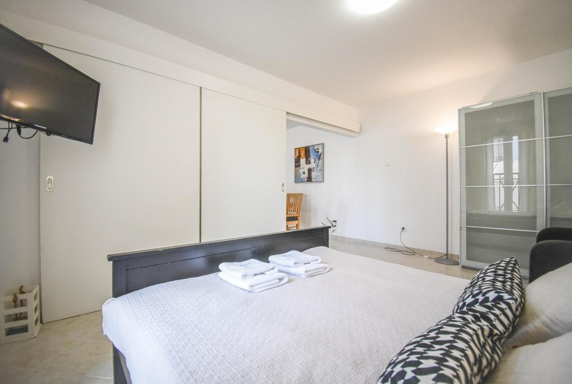 Apartamenty Promenada Z Tarasem I Parkingiem - Apartamenty Na Wyspie Свиноуйсьце Экстерьер фото